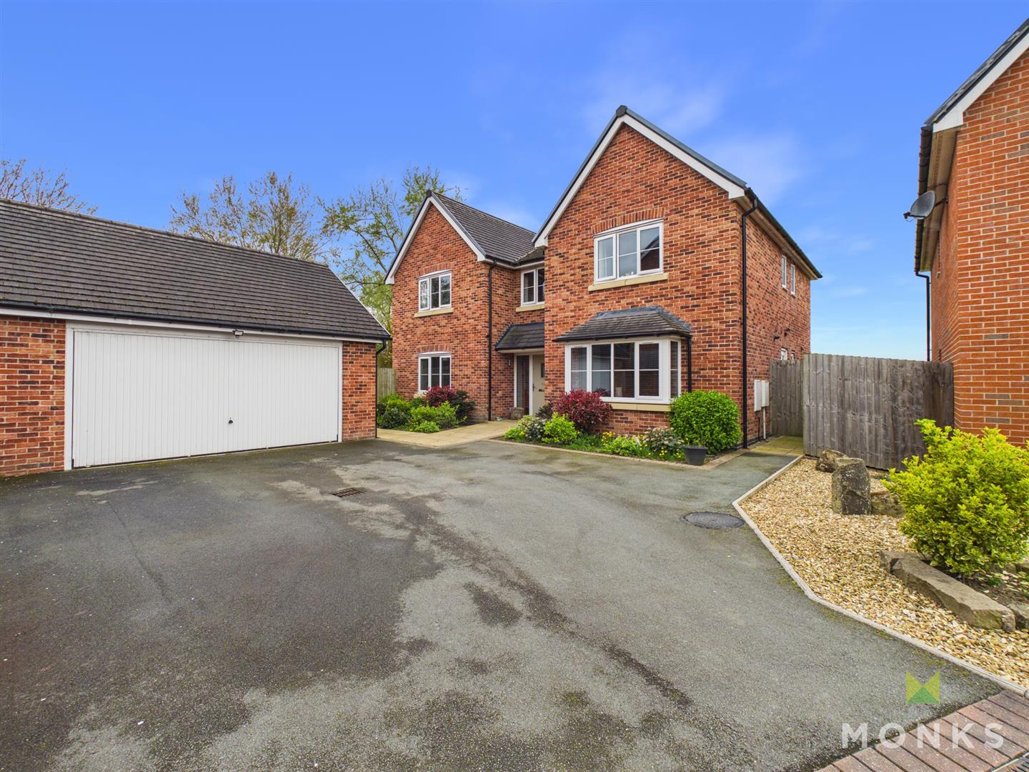62 Prescott Court, Shrewsbury, SY4 2BF For Sale